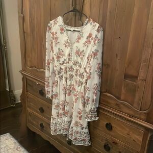 Max Studio White and Pink Long Sleeve Dress